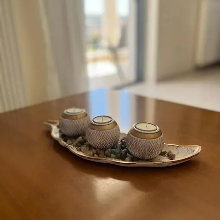 με θέα την πλατεία Apartment Filiatra