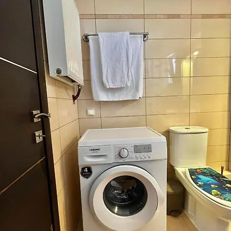 με θέα την πλατεία Apartment